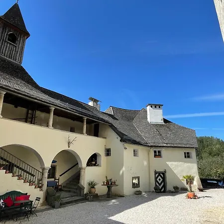 Hotell Schloss Gaestehaus 4*