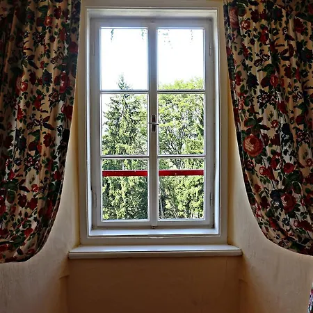 Schloss Gaestehaus 酒店 莫斯堡