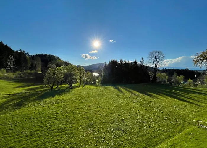 Schloss Gaestehaus Hotel 4*