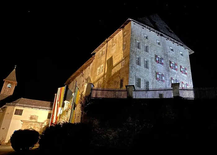 Hotell Schloss Gaestehaus 4*